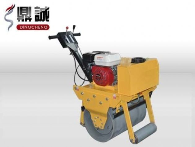 點擊查看詳細信息<br>標題：輕型手扶式單鋼輪壓路機 閱讀次數：12725