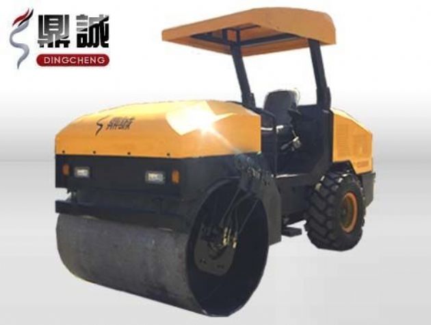 點擊查看詳細信息<br>標題：4噸單鋼輪振動壓路機 閱讀次數：13545