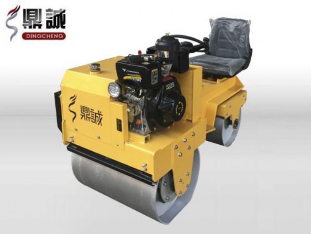 點擊查看詳細信息<br>標題：DC850C座駕式壓路機 閱讀次數：15290