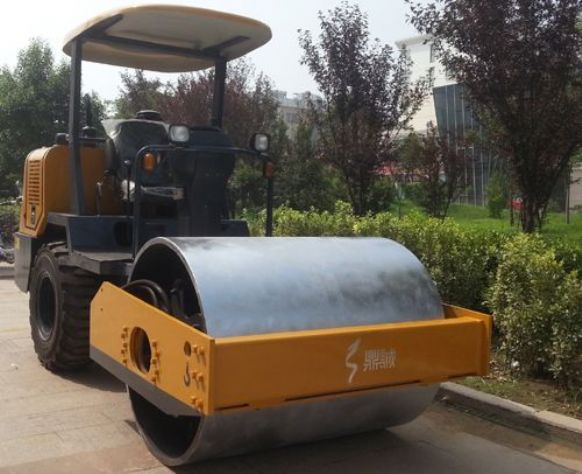 點擊查看詳細信息<br>標題：3.5噸單鋼輪座駕壓路機 閱讀次數：13668